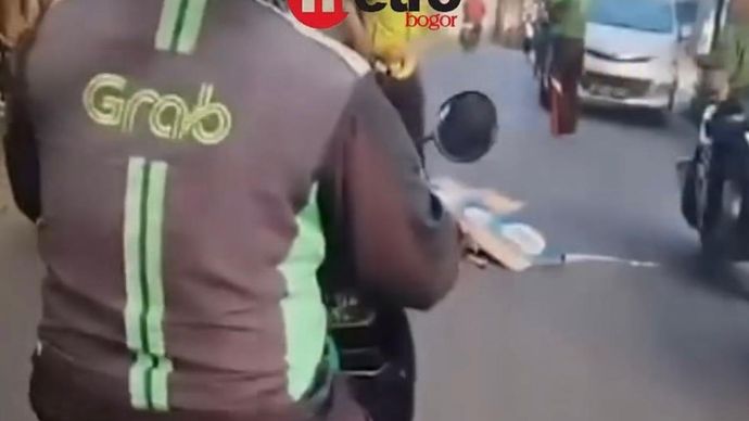 Pemotor tewas dalam kecelakaan di Cimanggis, Depok. 