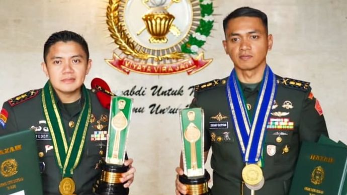 Seskab Teddy Selesaikan Dikreg LXVII Seskoad dengan Prestasi