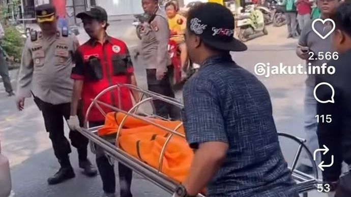 Mayat perempuan di kosan Tanjung Priok, Jakarta Utara. 