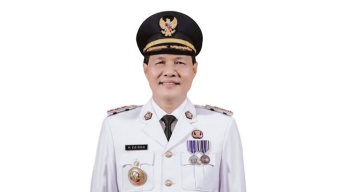 Bupati Muara Enim Edison