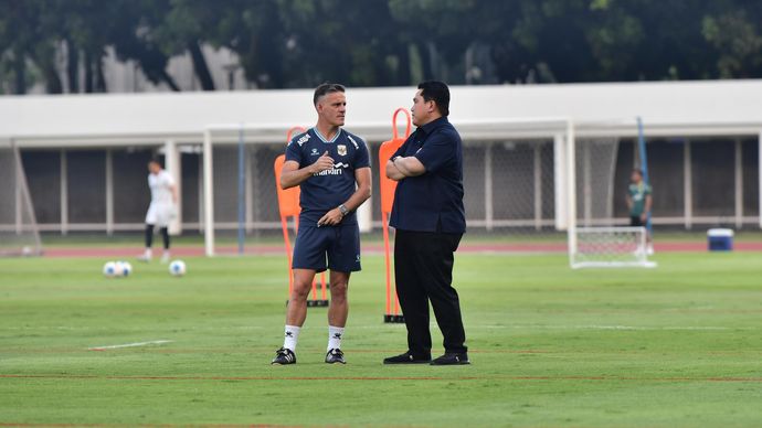 Erick Thohir dan John Herdman