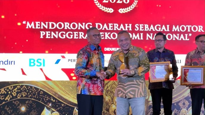 Rudy Susmanto Raih Disway Top Regional Leader Awards 2026 untuk Pengembangan Infrastruktur dan Konektivitas Daerah.