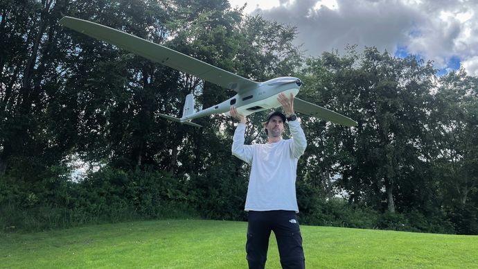 Sistem pesawat udara tanpa awak (UAV) Sky Watch bernama RQ-70 Dainn.