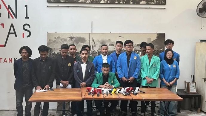 Konferensi pers pernyataan sikap BEM Bersatu di Jakarta.