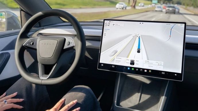 Tesla menggunakan statistik kontroversial untuk melobi izin sistem Full Self-Driving (FSD) di Eropa. (Foto: Istimewa via ArenaEV)   