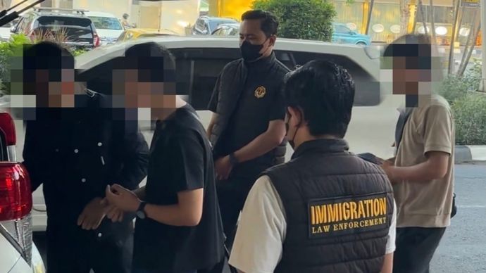 Tiga WN Tiongkok Dideportasi Imigrasi Surabaya Buntut Manipulasi Data untuk Dapat Visa