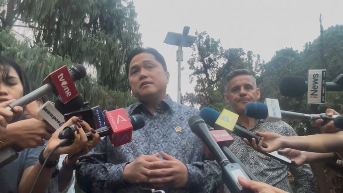Menpora Eric Thohir dan Pelatih Timnas John Herdman tiba di Hambalang