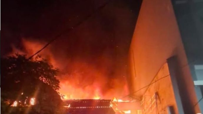 Rumah di Pademangan terbakar