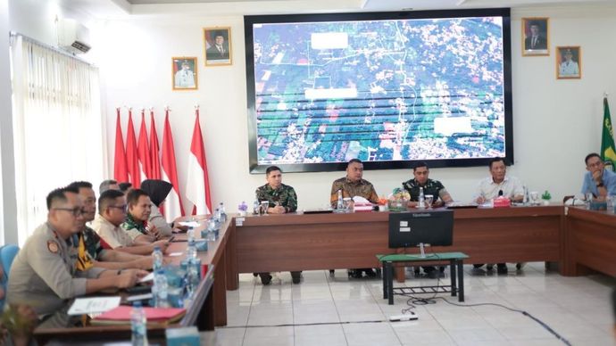 Bupati Bogor berkomitmen menangani banjir Bogor Utara lewat normalisasi irigasi. (Foto: Istimewa/bogorkab.go.id) 