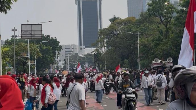 Demo dukung MBG di kawasan Patung Kuda Jakarta Pusat