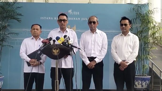 Direksi PT PLN (Persero) mendatangi Kompleks Istana Kepresidenan, Jakarta