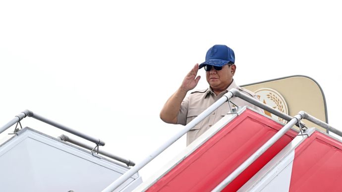 Prabowo Subianto bertolak menuju Provinsi Jawa Timur dalam rangka kunjungan kerja pada Selasa, 23 Juni 2026. Kunjungan tersebut mencakup agenda peresmian infrastruktur hingga menghadiri kegiatan keagamaan berskala nasional