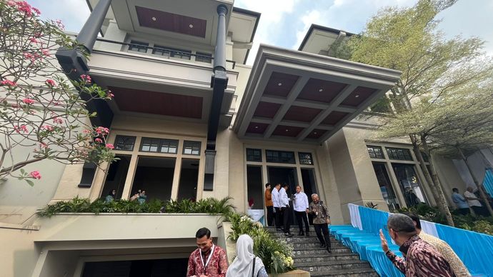 Gedung Adhyaksa Chambers