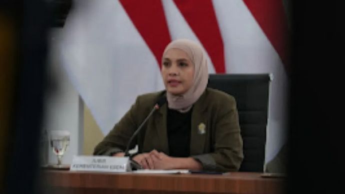 Juru Bicara Kementerian ESDM Dwi Anggia dalam konferensi pers percepatan program strategis pemerintah di Auditorium Badan Komunikasi Pemerintah, Jakarta, Rabu, 17 Juni 2026.