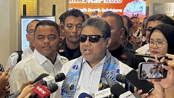 Penasihat Khusus Presiden RI Bidang Ketenagakerjaan dan Kesejahteraan Buruh, Said Iqbal, memberikan keterangan pers di sela pembukaan Rapat Kerja Nasional Konfederasi Serikat Pekerja Indonesia (KSPI) 2026 di Jakarta, Selasa, 23 Juni 2026.