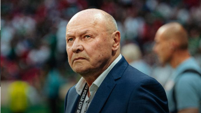 Pelatih tim nasional Ceko Miroslav Koubek resmi mengundurkan diri dari posisinya setelah negaranya tersingkir di babak grup Piala Dunia 2026.