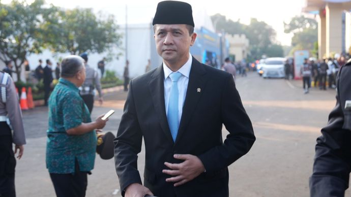 Menteri Transmigrasi M. Iftitah Sulaiman