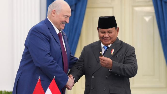 Presiden Prabowo Subianto dan Presiden Republik Belarus Aleksandr Lukashenko.