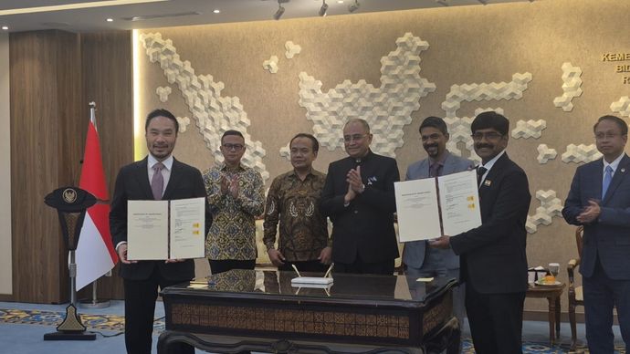Pemerintah Indonesia resmi menggandeng Indian Institute of Management Bangalore atau IIM Bangalore (IIMB) untuk memperkuat pengembangan pendidikan tinggi di Kawasan Ekonomi Khusus (KEK) Singhasari, Jawa Timur.  