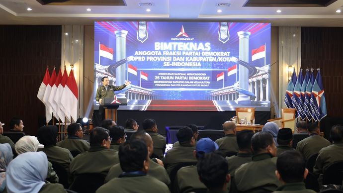 Ketua Fraksi Partai Demokrat DPR RI sekaligus Wakil Ketua Umum Partai Demokrat Edhie Baskoro Yudhoyono (Ibas). 