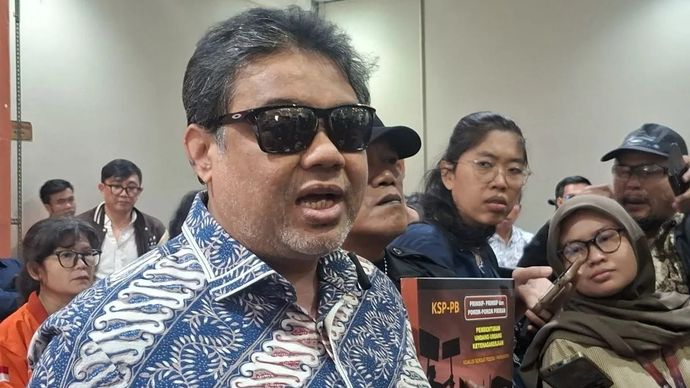Penasihat Khusus Presiden Bidang Ketenagakerjaan dan Kesejahteraan Buruh Said Iqbal memberikan keterangan kepada awak media usai konferensi pers Koalisi Serikat Pekerja-Partai Buruh (KSP-PB) di Jakarta