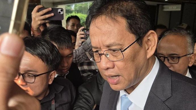 Arsip - Menteri Keuangan Purbaya Yudhi Sadewa saat ditemui di Kompleks Parlemen, Jakarta, Kamis, 2 Juli 2026
