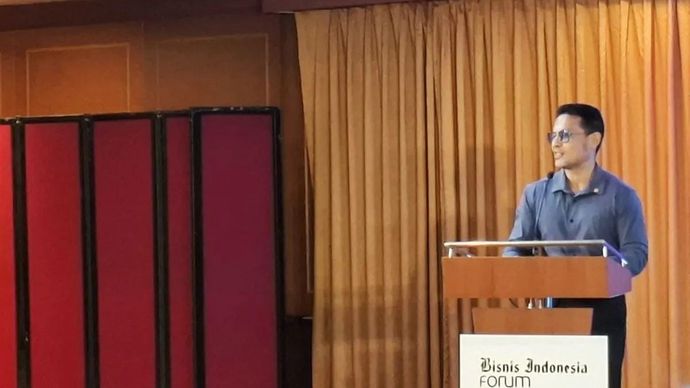 Tenaga Ahli Utama Badan Komunikasi Pemerintah (Bakom) RI Fithra Faisal Hastiadi memberikan pandangan pemerintah terkait perekonomian nasional terkini dalam acara Bisnis Indonesia Forum yang digelar di Hotel Borobudur Jakarta, Rabu, 8 Juli 2026