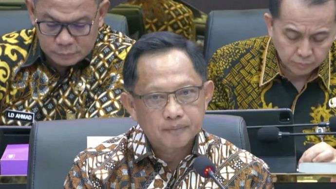 Tangkapan layar - Menteri Dalam Negeri Tito Karnavian dalam rapat kerja bersama Badan Legislasi DPR RI membahas penyusunan Rancangan Undang-Undang tentang Satu Data Indonesia di Gedung DPR, Jakarta, Kamis, 9 Juli 2026.