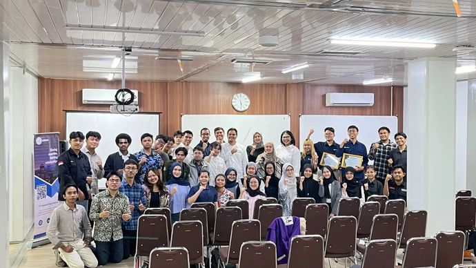Peserta Geothermal Training Universitas Pertamina dan Geoenergis berfoto bersama usai pelatihan