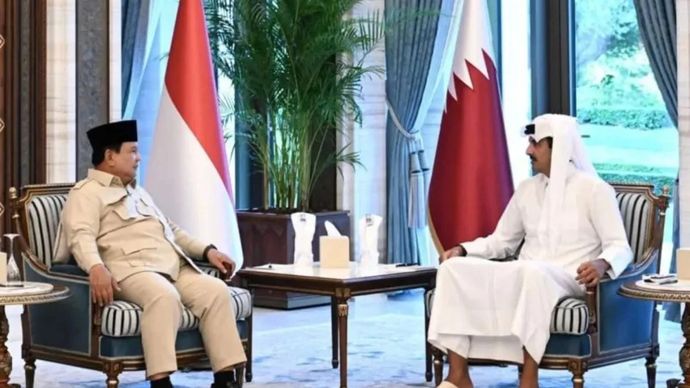Ilustrasi - Presiden RI Prabowo Subianto (kiri) saat bertemu Emir Qatar Syekh Tamim bin Hamad Al-Thani, putra Syekh Hamad bin Al-Thani, di Istana Lusail, Doha, Qatar, pada Jumat, 12 September 2025