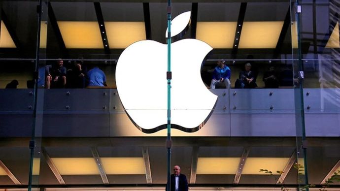 Arsip Foto - Logo Apple di toko Apple di Sydney, Australia.