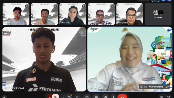 JAKARTA - Manager Corporate Brand Pertamina Persero Alih Istik Wahyuni memberikan sambutan sekaligus motivasi diacara Virtual Presscon Qarrar Firhand - WSK Euro Series Round 3, minggu, 12 Juli 2026