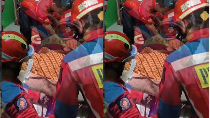 Sudin Gulkarmat Jakarta Timur mengerahkan 2 Unit Tim Rescue dari Sektor Kramatjati dan Kantor Sudin Gulkarmat Jakarta Timur untuk membantu jenazah seorang warga yang berbobot 180 Kg untuk dimakam kan dari kediamannya di Jl. Olahraga RT.10 RW.05 Kel. Cililitan Jakarta Timur.