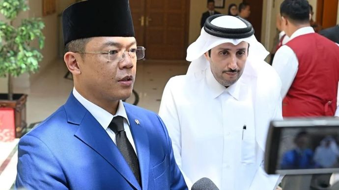 Menteri Luar Negeri (Menlu) Sugiono memberikan keterangan pada media Kedutaan Besar Negara Qatar, Jakarta