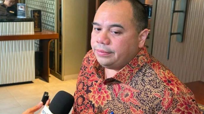 Chief Executive Officer (CEO) PT Danantara Investment Management (DIM) Pandu Sjahrir diwawancarai seusai acara bertajuk 