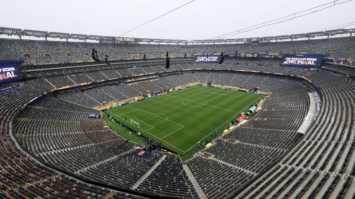 Hujan deras dan badai petir mengganggu persiapan Argentina dan Spanyol untuk final Piala Dunia 2026 pada Minggu di New Jersey, Amerika Serikat. (Foto: REUTERS/Amanda Perobelli) 