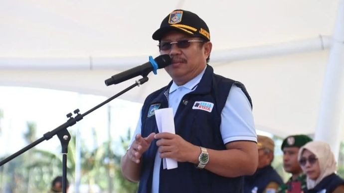 Bupati Lombok Barat Lalu Ahmad Zaini di Gerung, Lombok Barat, Nusa Tenggara Barat