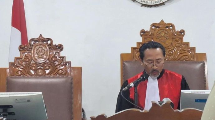 Sidang pembacaan putusan praperadilan kedua yang digugat oleh tersangka kasus dugaan fitnah dan pencemaran nama baik terkait keaslian ijazah Presiden ke-7 RI Joko Widodo (Jokowi), Roy Suryo di Pengadilan Negeri Jakarta Selatan, Senin, 20 Juli 2026