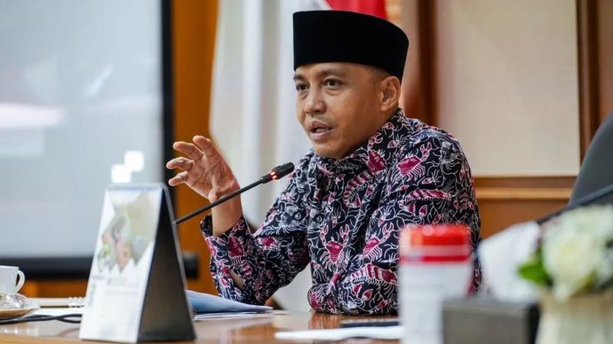 Menteri Kehutanan (Menhut) Raja Juli Antoni dalam pertemuan dengan PT Dirgantara Indonesia, di Kantor Kemenhut RI, Senin, 20 Juli 2026