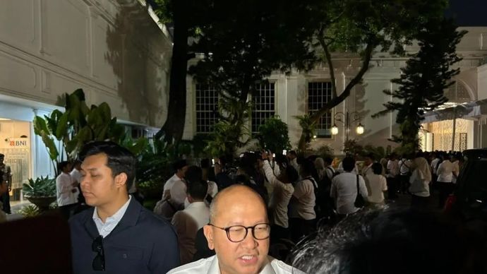 Chief Executive Officer (CEO) Badan Pengelola Investasi (BPI) Danantara Rosan Roeslani memberi keterangan pada media usai menghadiri Sidang Kabinet di Istana Negara, Jakarta, Senin, 20 Juli 2026.