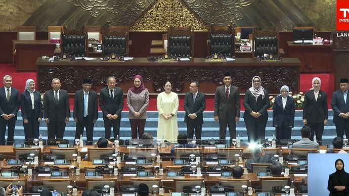 Anggota KPI Pusat yang baru yang disetujui DPR RI. 