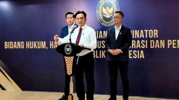 Menko Kumham Imipas Yusril Ihza Mahendra saat memberikan keterangan kepada media dalam konferensi pers di Jakarta, Rabu, 22 Juli 2026