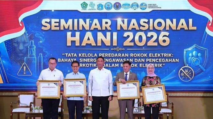 Menteri Kesehatan (Menkes) Budi Gunadi Sadikin (kedua dari kiri) menjadi narasumber pada Seminar Nasional Hari Anti Narkotika Internasional (HANI) 2026 bertema 