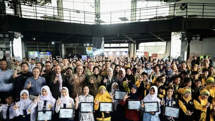Menkomdigi Meutya Hafid saat menghadiri Peringatan Bersama Hari Anak Nasional &amp; Girls in ICT Day 2026 