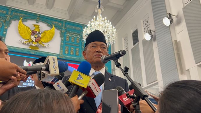 Gubernur dan Wakil Gubernur Universitas Republik Indonesia (URI) Donny Ermawan dan Yos Sunitiyoso