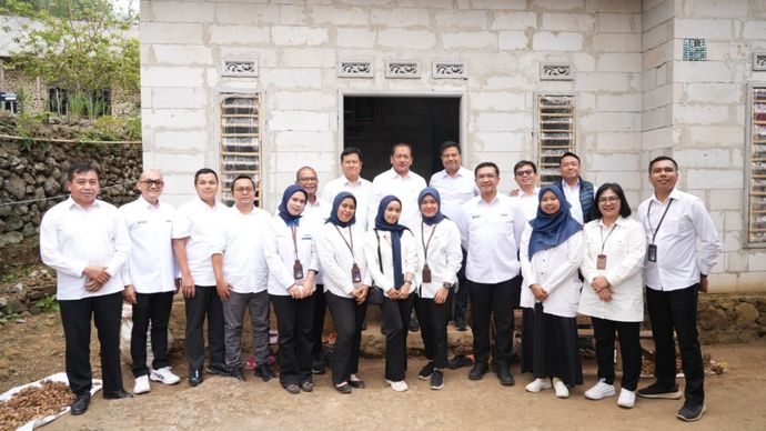 Danantara Dukung Penguatan Ekonomi Kerakyatan, Tinjau Langsung Pemberdayaan Nasabah PNM di Mojokerto