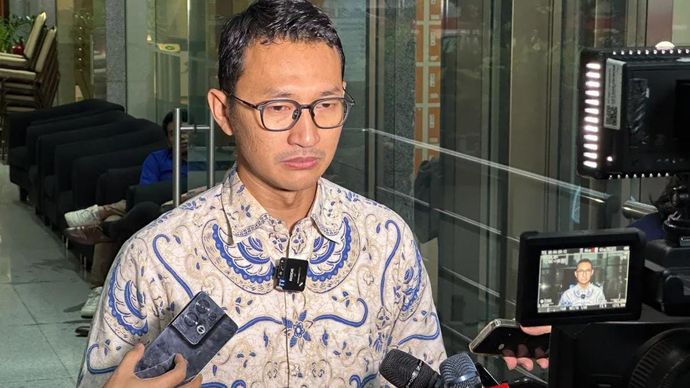 Juru Bicara Komisi Pemberantasan Korupsi Budi Prasetyo memberikan keterangan di Gedung Merah Putih KPK, Jakarta, Selasa, 30 Juni 2026