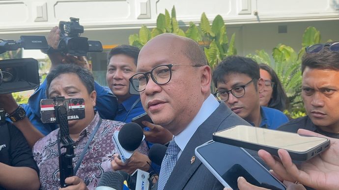 Menteri Investasi / CEO Danantara Rosan Roeslani Perkasa
