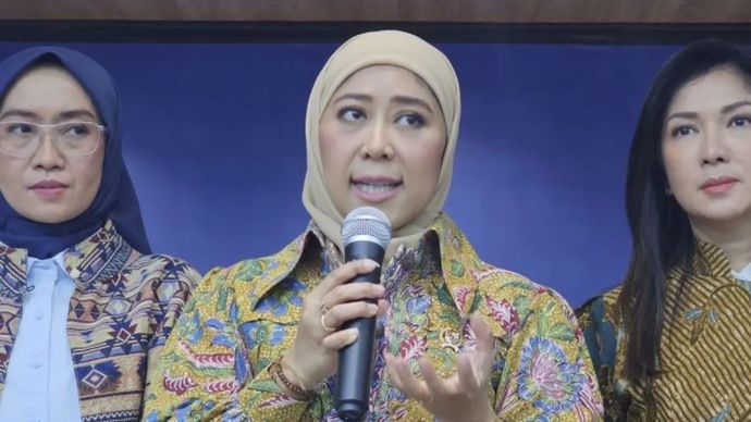 Menteri Komunikasi dan Digital Meutya Hafid menyampaikan keterangan di Kantor Kementerian Komunikasi dan Digital, Jakarta Pusat, Senin (3/8/2026