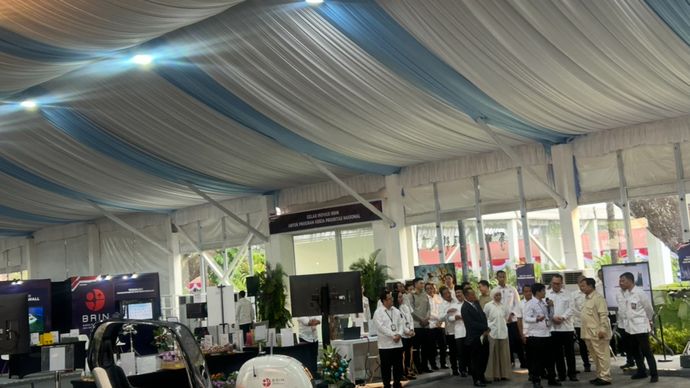 Momen Prabowo Tinjau Langsung Hasil Riset dan Inovasi BRIN di Istana